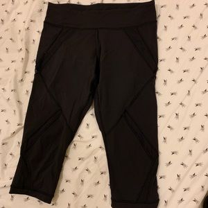 Lulu lemon cropped legging with mesh detail